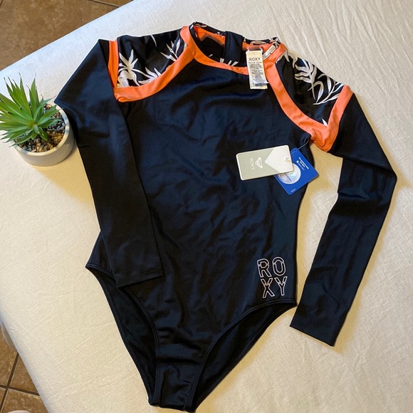 Roxy Other - Roxy bathing suit